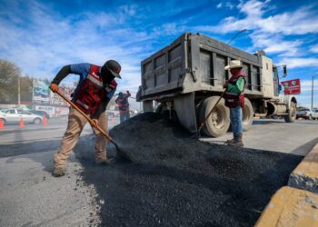 Rehabilita Gobierno de Reynosa asfalto en crucero