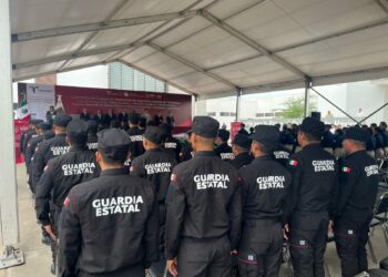 Entrega USJT nueva generación de 182 graduados para guardia estatal y ministerios públicos