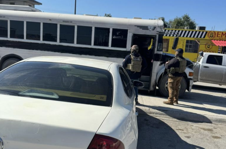 ¿Rescatados o liberados los 32 migrantes en Tamaulipas?. Foto de X Jesús Ramírez Cuevas