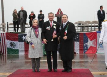 Refrendan lazos de hermandad los dos Laredos