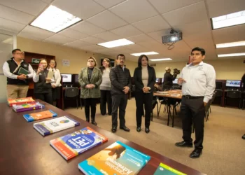 Inicia Dámaso Anaya recorrido por facultades de la UAT