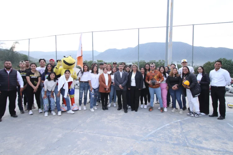 La formación humanística de los universitarios es nuestro compromiso: Dámaso Anaya