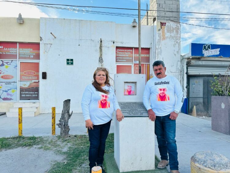 "Como los asesinos de mi hijo son policías por eso no nos los entregan": madre de Daniel Ortiz. Foto de Martha Olivia López/ Archivo