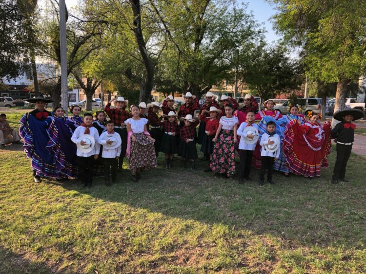 IRCA organiza presentación del ballet folclórico infantil Mitoteliztli