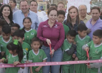 La transformación avanza; Entrega Carmen Lilia Canturosas rehabilitación de área deportiva y recreativa ‘El laguito’