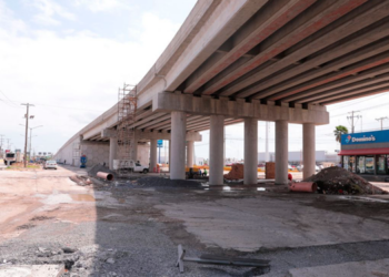 Puente vehicular de Calzada de Los Héroes tiene 70% de avance