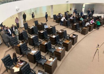 Sigue el estira y afloja iniciativa en el congreso; un préstamo de 120 mdp para Nuevo Laredo