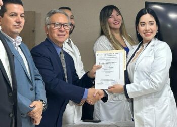 Avala la UAT la formación de médicos especialistas residentes