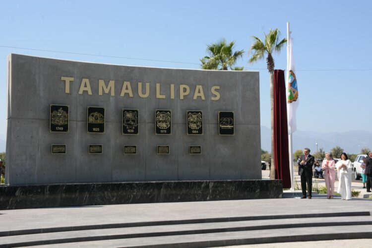 Devela gobernador muro del Bicentenario de Tamaulipas