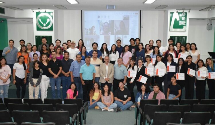 La UAT y Universidad Santo Tomás de Colombia realizan congreso estudiantil de investigación