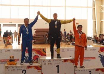 Cuelga bronce Grimany para la UAT en Luchas Universitarias