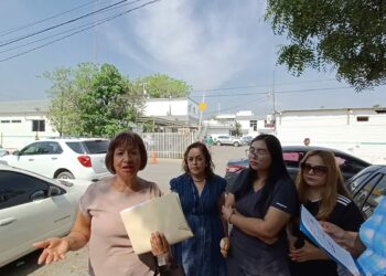 Dejan sin agua a vecinos de Lomas de Calamaco