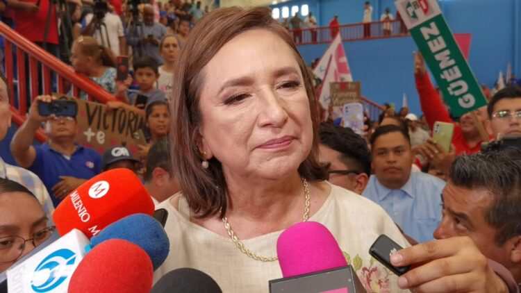 Xóchitl Gálvez le saca a hablar de Cabeza de Vaca. Foto de Alejandro Echartea/Enun2x3