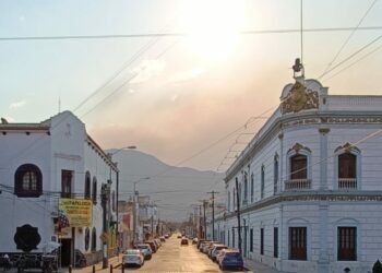 El incendio en el cañón del Novillo supera ya las mil 400 hectáreas, PC estatal, CONAFOR y otras dependencias ya trabajan en su extinción.