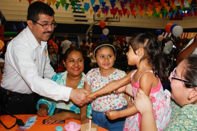 UAT celebra centenario del “Día del Niño”
