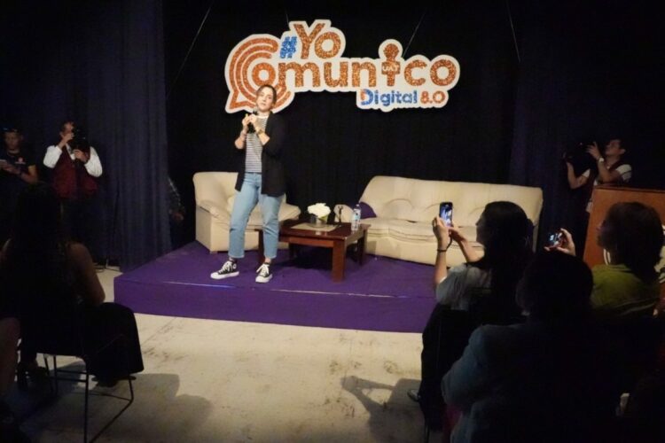 Abordan en la UAT actualidades de la comunicación en la era digital