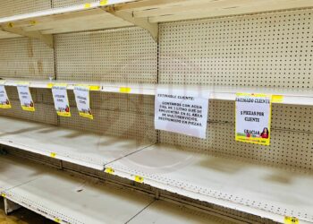 Desabasto de agua embotellada afecta al sur de Tamaulipas. Foto de Tania Villanueva para EnUn2x3