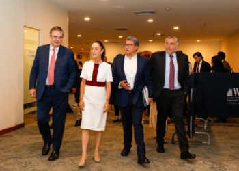 "No olvidemos que tenemos convicciones y principios": Sheinbaum a legisladores electos