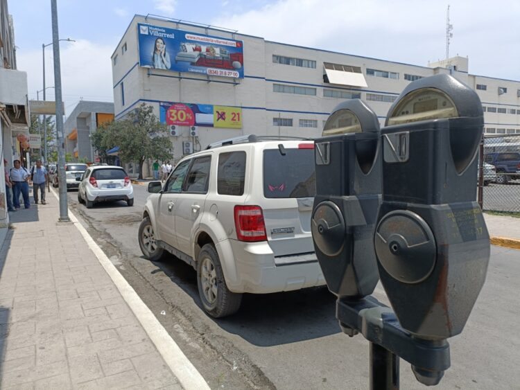 Pondrán orden en parquímetros