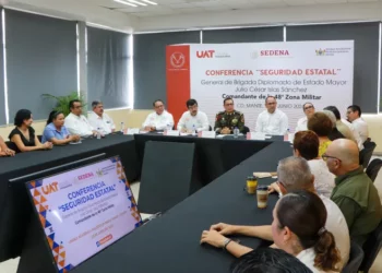 Imparten en la UAT conferencia sobre seguridad y protección ciudadana