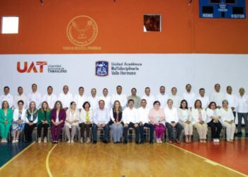 Destaca Dámaso Anaya apoyo de directivos para la transformación de la UAT