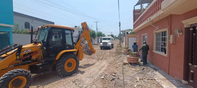 Beneficia obra del Gobierno de Reynosa a mil 500 vecinos en Las Mitras