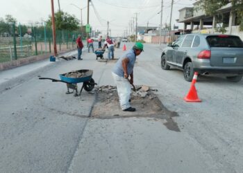 Gobierno de Reynosa repara vialidades con programa de bacheo