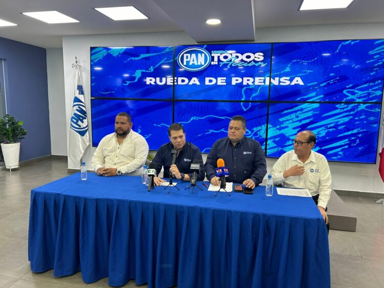 Panistas aseguran que CDV no elegirá a su líder en el Congreso | Foto: EnUn2x3