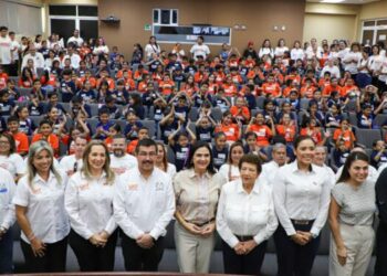 Inaugura la UAT campamentos de verano