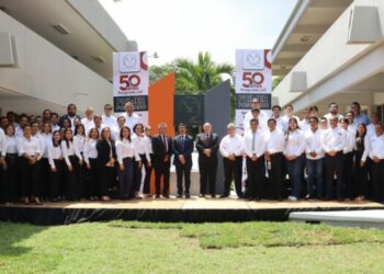 Celebra la UAT 50 años de impartir posgrado en Centro Universitario de Tampico