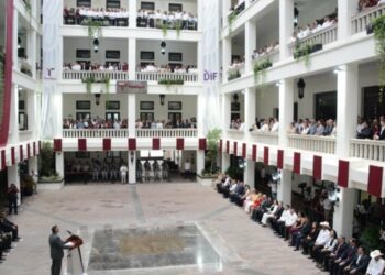 Inaugura Américo rehabilitación de Palacio de Gobierno de Tamaulipas y devela escudos de los 43 municipios