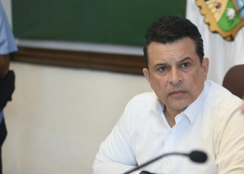 Lalo Gattás tiene tres días para comparecer ante el Congreso