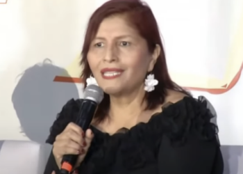 "No nos merecemos ese fiscal": Martha Olivia López en la FIL Zócalo. Foto tomada de video