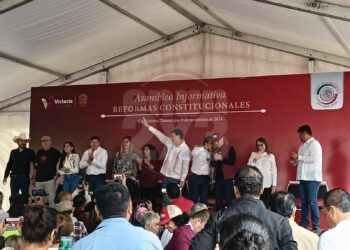 "Tenemos que erradicar toda violencia y toda discriminación contra las mujeres": Fernández Noroña. Foto de EnUn2x3