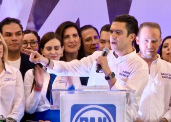 "Es el jefe del Cártel Inmobiliario": Sheinbaum se lanza contra Jorge Romero, nuevo líder del PAN. Foto de X Kenia López Rabadán