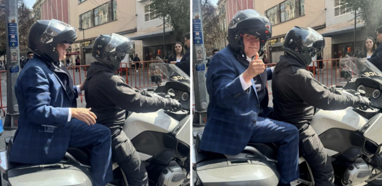 Monreal se disculpa tras críticas por uso de helicóptero. Foto de X Ricardo Monreal