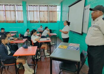 Busca Transito Victoria concientizar a los jóvenes sobre el uso de motocicletas