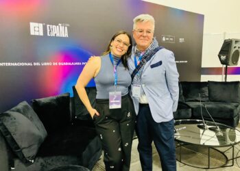 El audio es otra manera de leer: Elena Bazán presenta la primera edición de Foro Audio FIL. Foto de Tania Villanueva para EnUn2x3