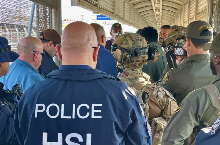 Osiel Cárdenas cumplirá condenas en México. Foto de X HSI San Antonio