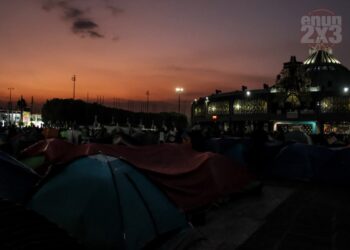Peregrinas y peregrinos celebran el Día de la Virgen Fotografías: Jiroko Nakamura