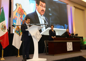 Aborda la UAT transformación y humanismo de la enfermería en el desarrollo sustentable