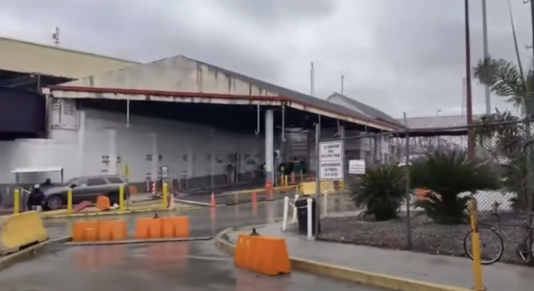 En la frontera tamaulipeca hay mil 600 migrantes varados. Foto tomada de video