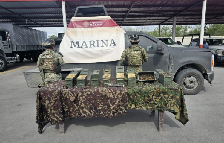Decomisan un artefacto explosivo improvisado, un vehículo monstruo y cartuchos en Matamoros. Foto de SSPC