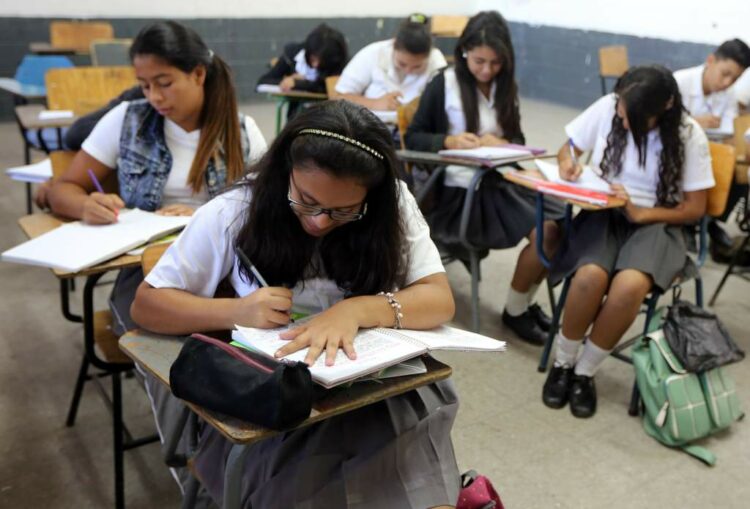 Disminuye ligeramente deserción escolar en Tamaulipas