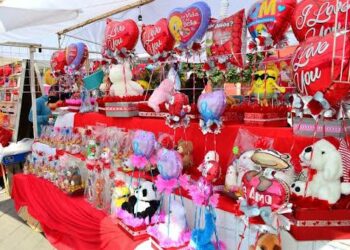 Prevén incremento de ventas por San Valentín