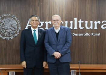 Gestiona gobernador apoyos para la agricultura y los productores de Tamaulipas