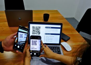 Alertan por incremento de fraudes a través de códigos QR. Foto de Marielle Ursua para Unsplash