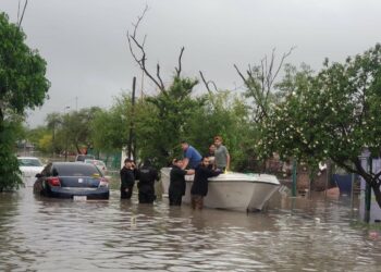 Sedena despliega 640 elementos en Reynosa tras lluvias atípicas. Foto de X Américo Villarreal