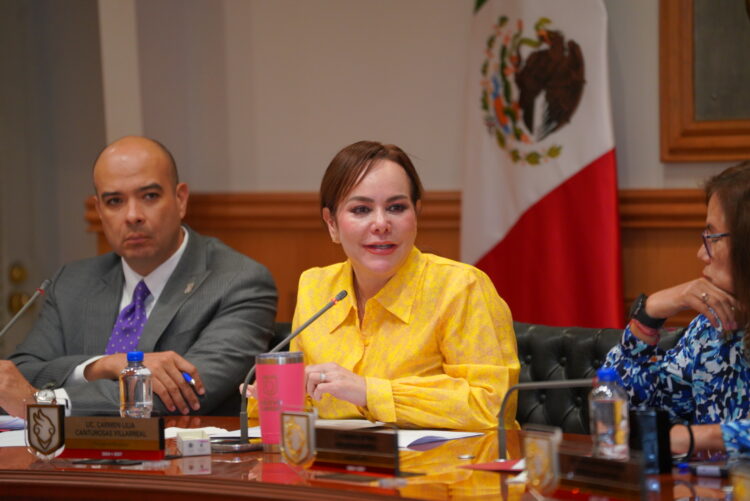 Alcaldesa Carmen Lilia Canturosas anuncia fechas de entrega de tarjetas a beneficiarios de becas municipales