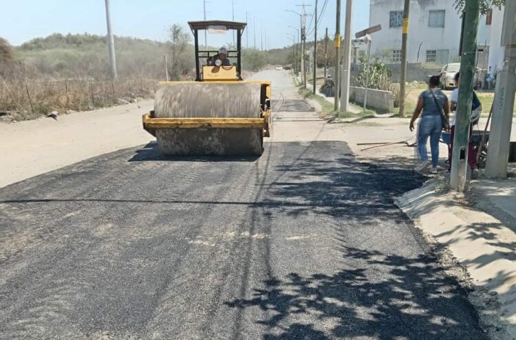 Avanzan mejoras de vialidades en todas las zonas de Victoria